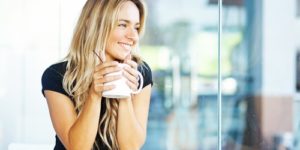 How to Manage Coffee-Stained Teeth